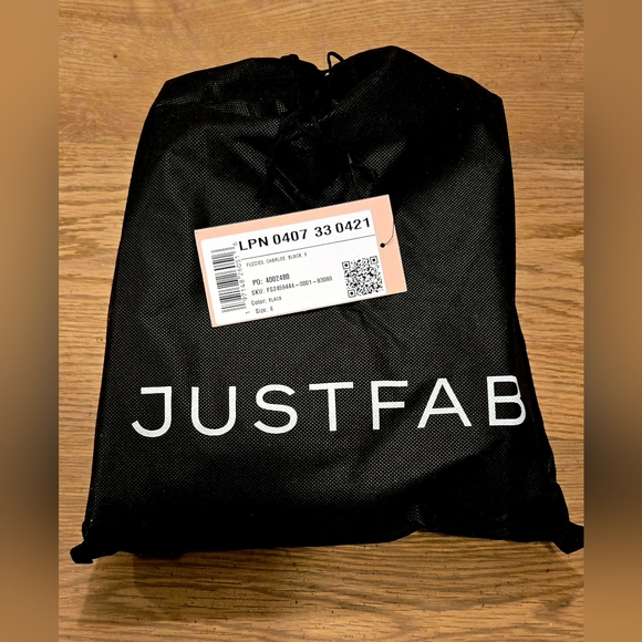 Charlee Fuzzie Bootie Size *8 - Picture 8 of 8